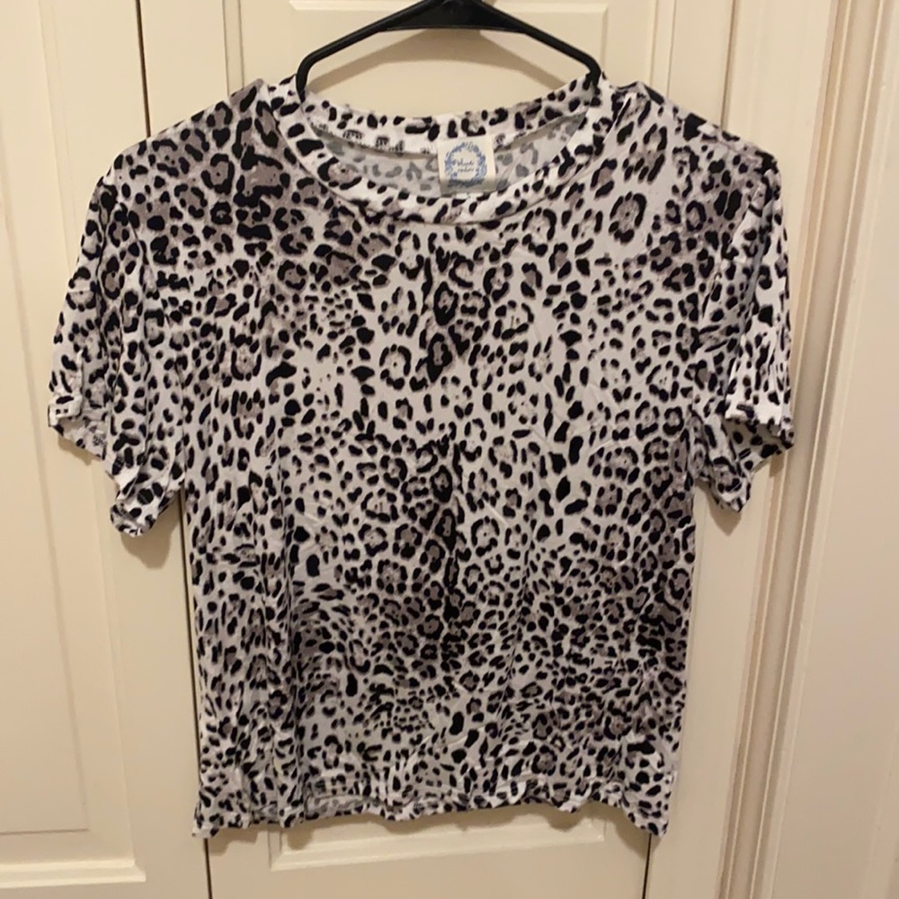 BRAND NEW! Cheetah Print T Shirt